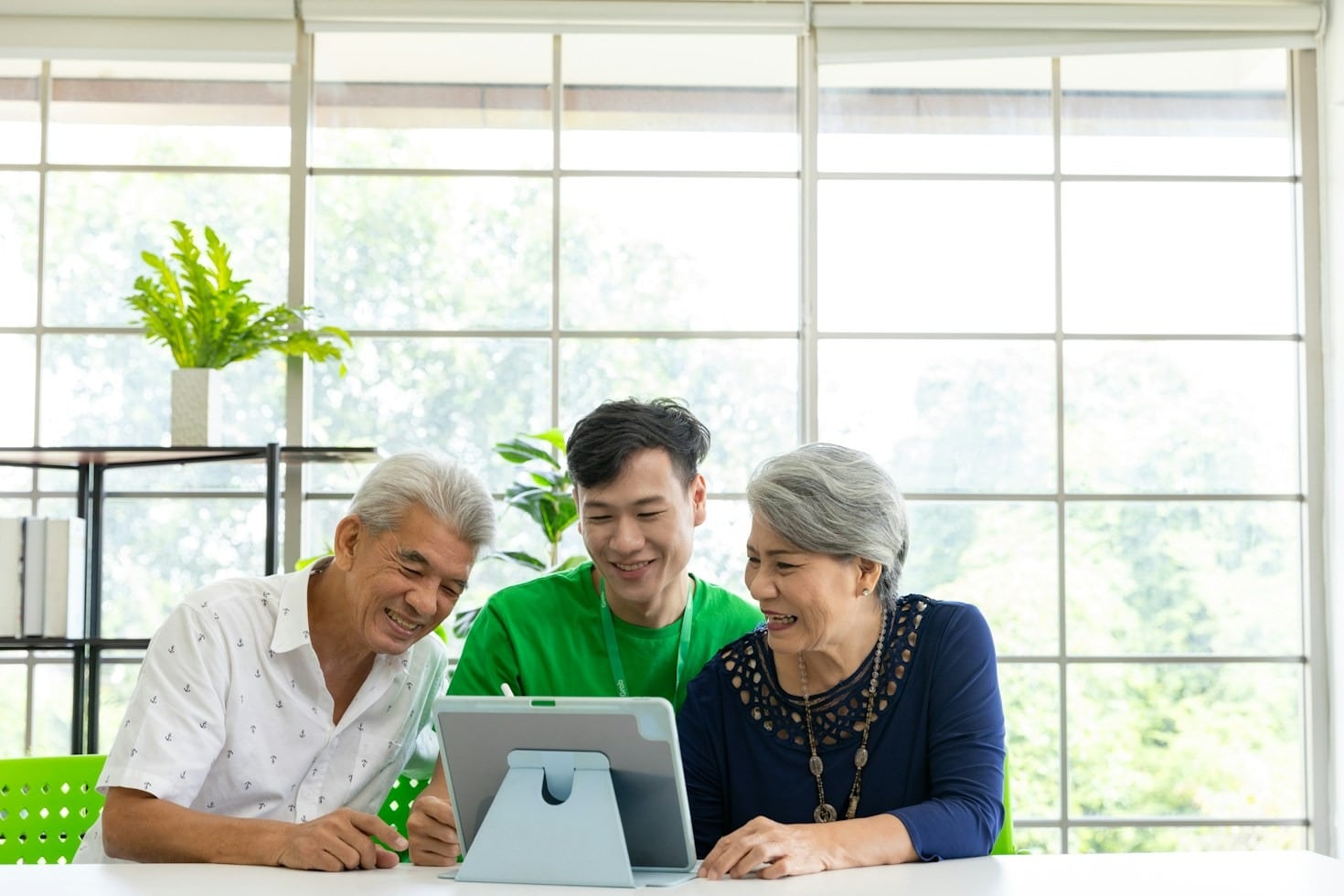 Practical Tools for Managing Your Digital Footprint Responsibly